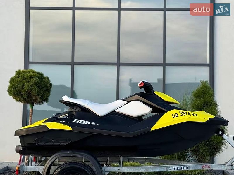Гидроцикл спортивный BRP Spark 2016 в Хмельницком