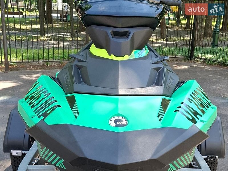 Гидроцикл спортивный BRP Spark 2021 в Харькове