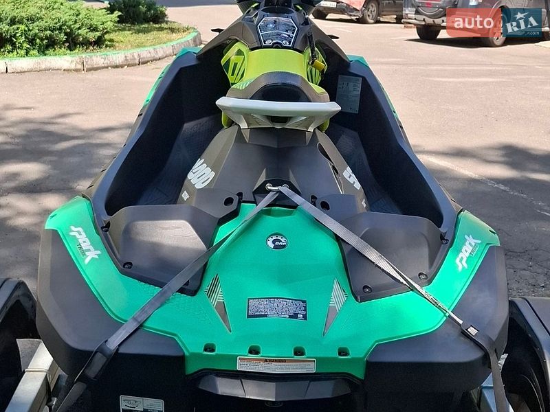 Гидроцикл спортивный BRP Spark 2021 в Харькове