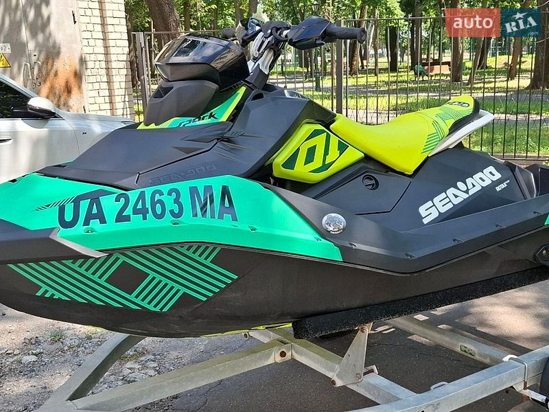 Гидроцикл спортивный BRP Spark 2021 в Харькове