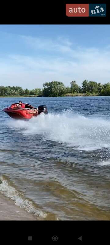 Катер BRP Speedster 2003 в Кременчуці