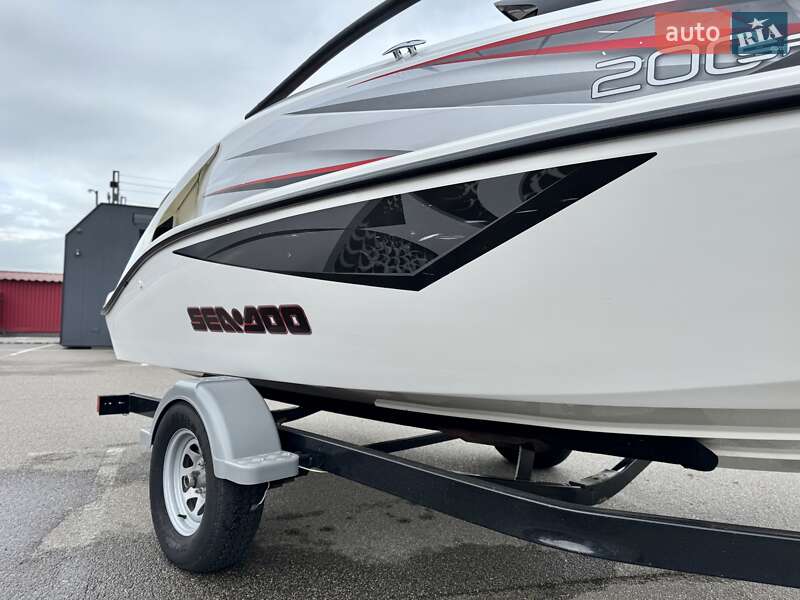 Катер BRP Speedster 2012 в Киеве