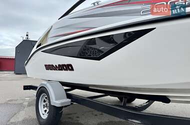 Катер BRP Speedster 2012 в 