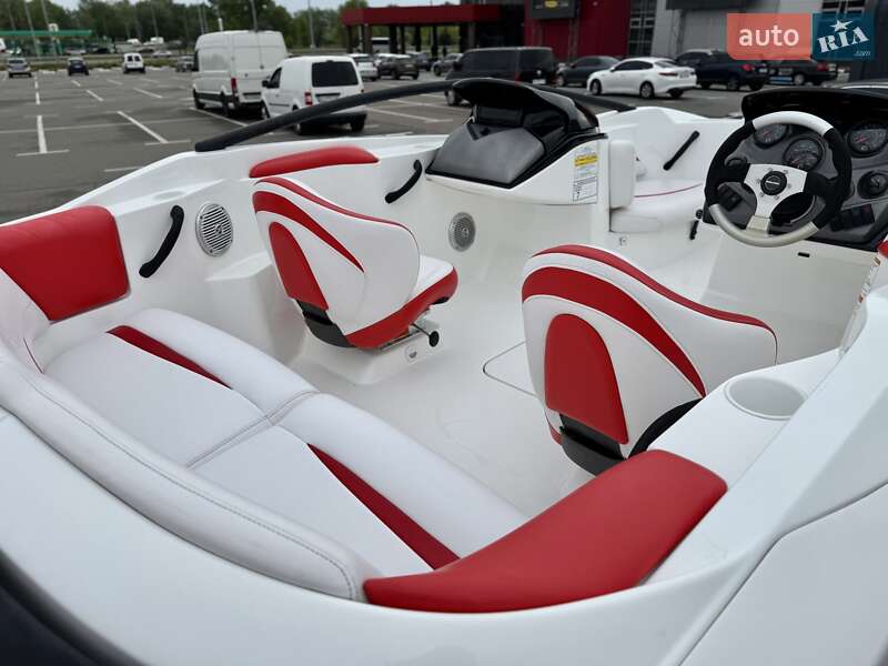 Катер BRP Speedster 2012 в Киеве