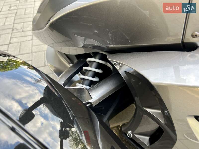 Трайк BRP Spyder 2011 в Днепре фото 23 Трайк BRP Spyder 2011 в Днепре