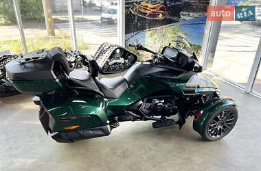 Трицикл BRP Spyder 2025 в 