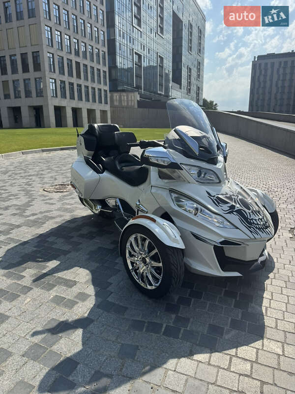 Трицикл BRP Spyder 2016 в Дніпрі