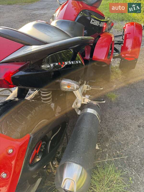 Трайк BRP Spyder 2008 в Калиновке