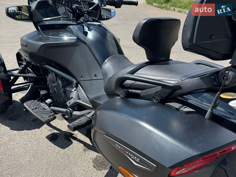 Трицикл BRP Spyder 2016 в Львове
