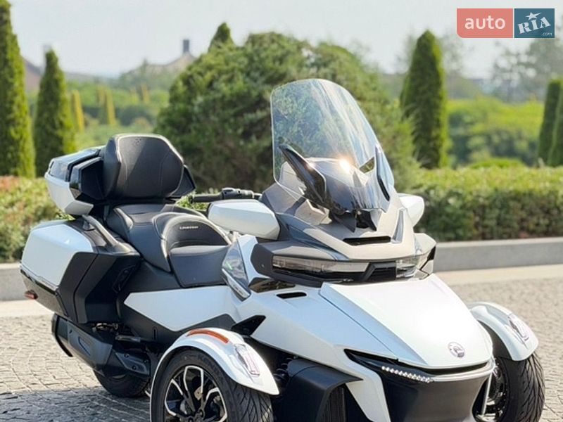 BRP Spyder 2023 BRP Spyder 2023