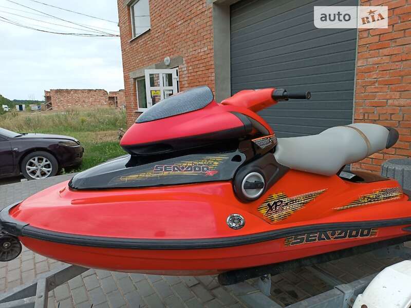 Гидроцикл туристический BRP XP 2004 в 