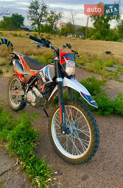 Мотоцикл Кросс BSE J3D 300 Enduro 2024 в Снігурівці