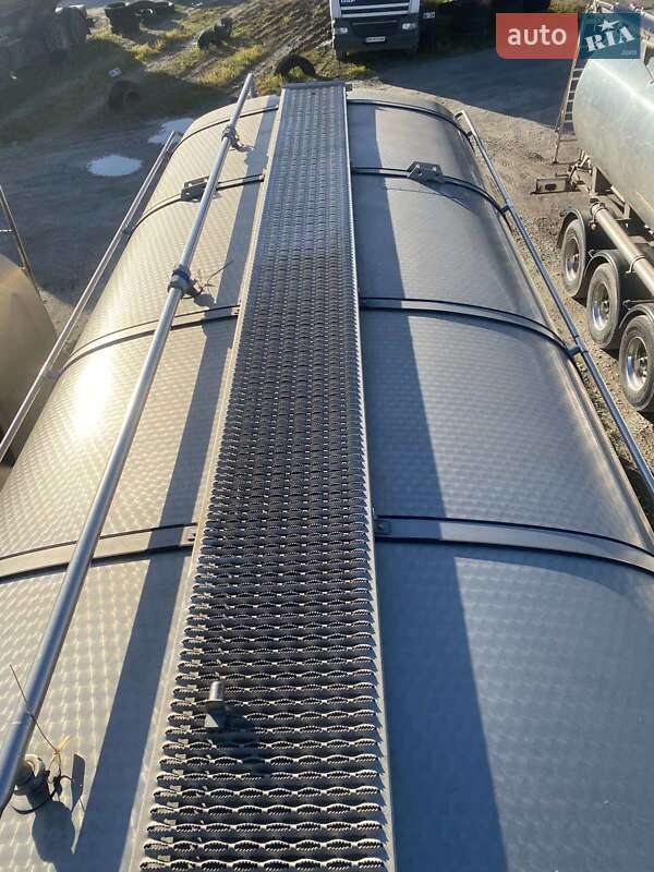 Цистерна напівпричіп BSLT STEA 2000 в Тернополі фото 25 Цистерна напівпричіп BSLT STEA 2000 в Тернополі