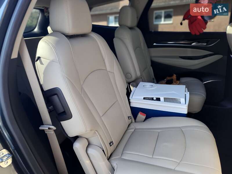 Позашляховик / Кросовер Buick Enclave USA 2019 в Києві
