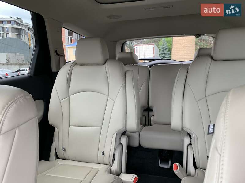Позашляховик / Кросовер Buick Enclave 2019 в Києві фото 15 Позашляховик / Кросовер Buick Enclave 2019 в Києві