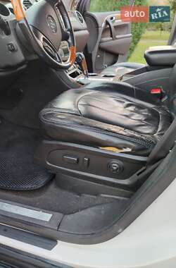 Внедорожник / Кроссовер Buick Enclave 2008 в Черновцах