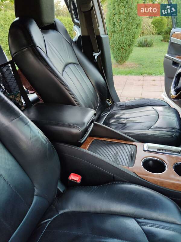 Внедорожник / Кроссовер Buick Enclave 2008 в Черновцах