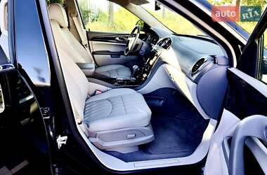 Позашляховик / Кросовер Buick Enclave 2016 в 