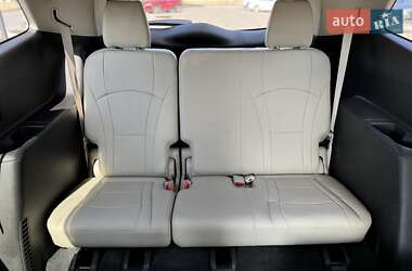 Позашляховик / Кросовер Buick Enclave 2018 в 
