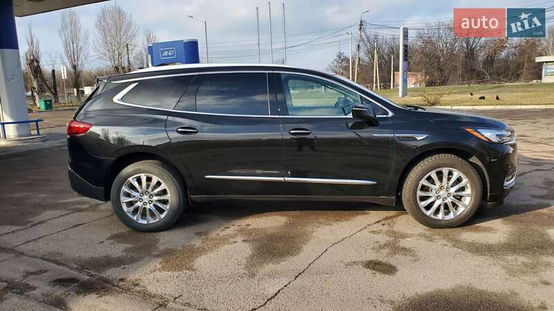 Позашляховик / Кросовер Buick Enclave 2018 в Миколаєві