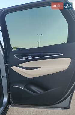Позашляховик / Кросовер Buick Enclave 2023 в 