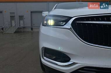 Позашляховик / Кросовер Buick Enclave 2019 в 