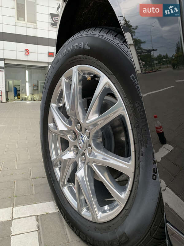 Позашляховик / Кросовер Buick Enclave 2023 в Києві фото 13 Позашляховик / Кросовер Buick Enclave 2023 в Києві