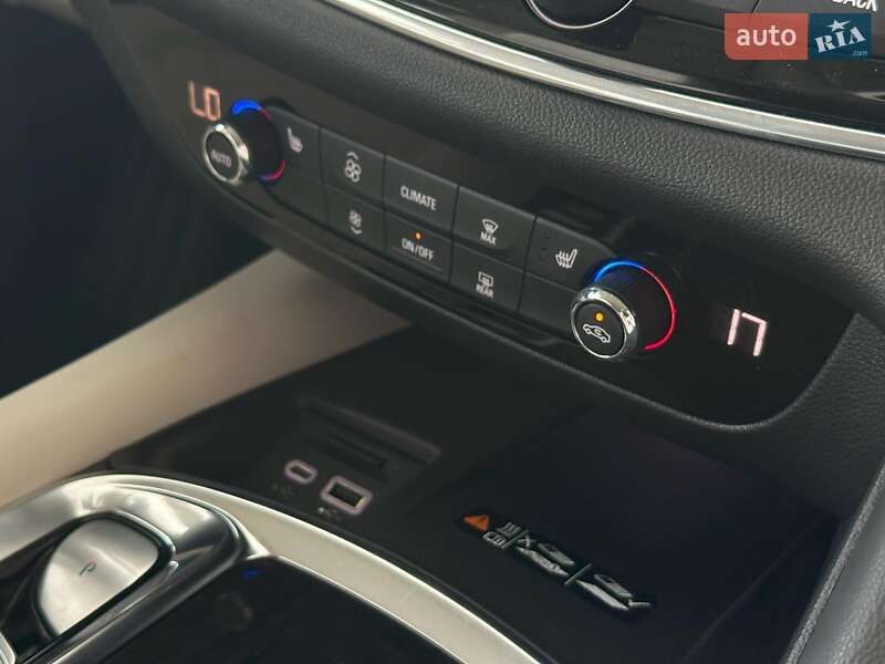 Позашляховик / Кросовер Buick Enclave 2023 в Одесі фото 32 Позашляховик / Кросовер Buick Enclave 2023 в Одесі