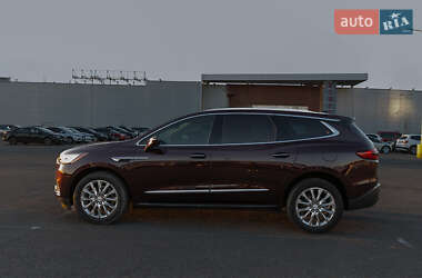 Позашляховик / Кросовер Buick Enclave 2018 в 