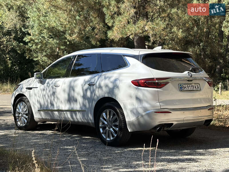 Позашляховик / Кросовер Buick Enclave 2019 в Києві