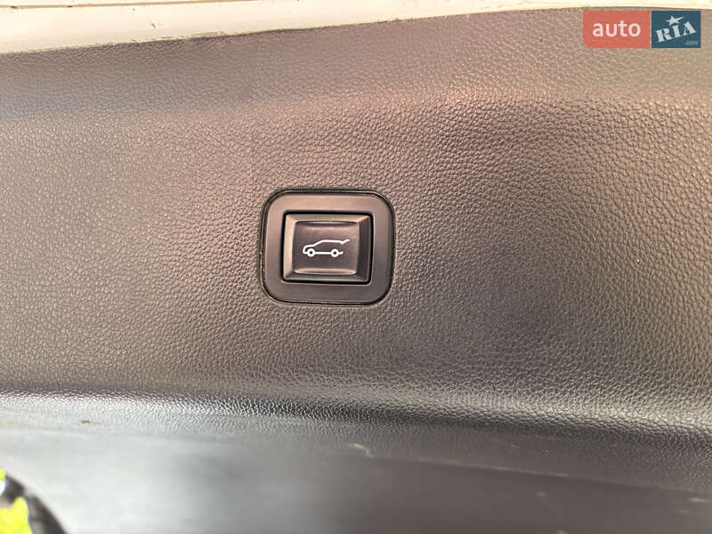 Позашляховик / Кросовер Buick Enclave 2019 в Києві