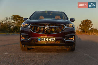 Позашляховик / Кросовер Buick Enclave 2018 в 