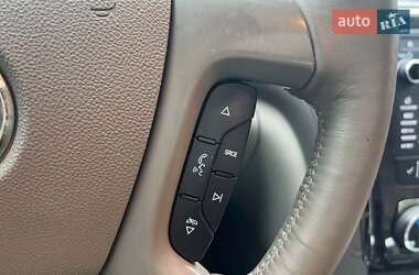 Внедорожник / Кроссовер Buick Enclave 2015 в 