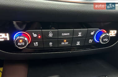 Внедорожник / Кроссовер Buick Enclave 2021 в 