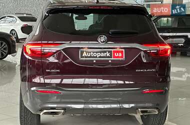 Позашляховик / Кросовер Buick Enclave 2018 в 