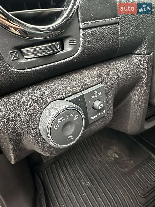 Позашляховик / Кросовер Buick Enclave 2013 в Броварах