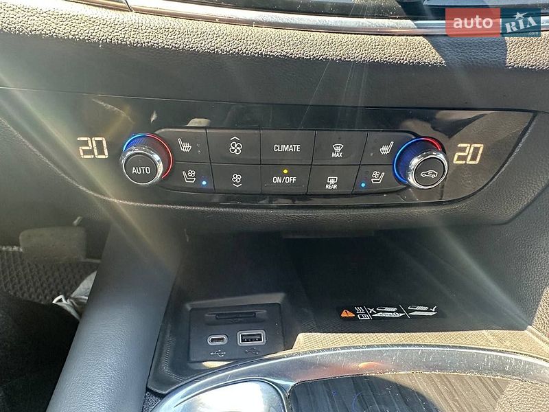 Внедорожник / Кроссовер Buick Enclave 2021 в Днепре