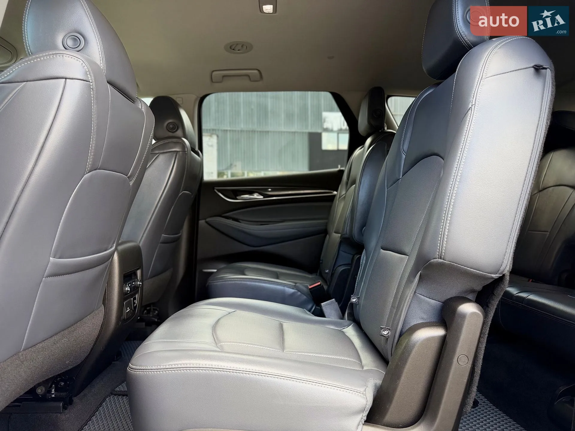 2017 Buick Enclave - мініатюра 24
