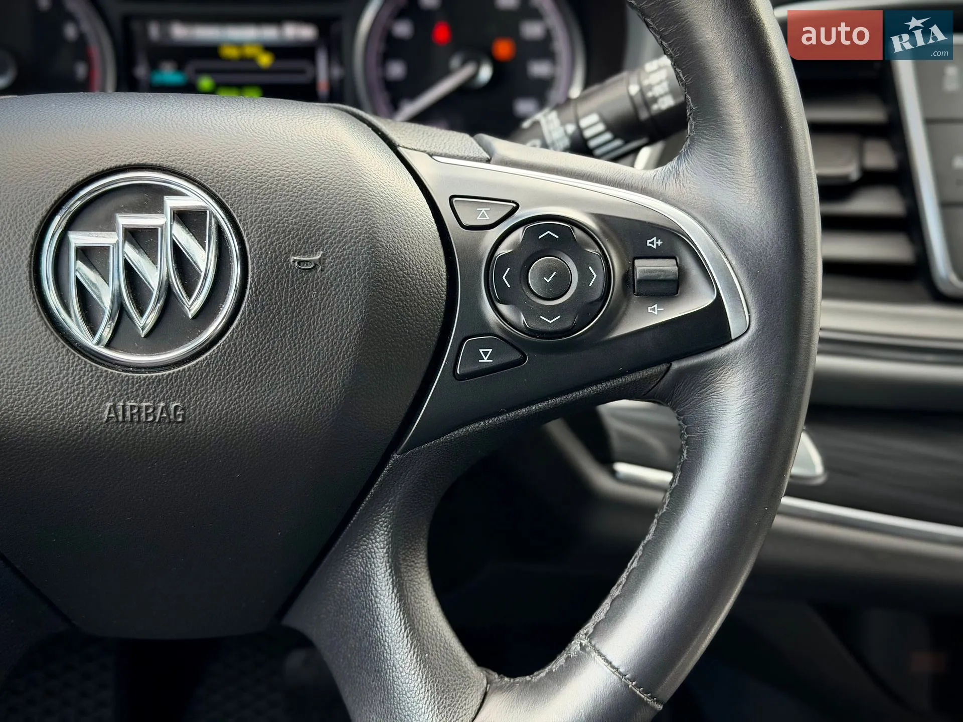 2017 Buick Enclave - мініатюра 36