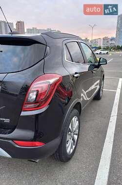 Внедорожник / Кроссовер Buick Encore 2017 в Киеве