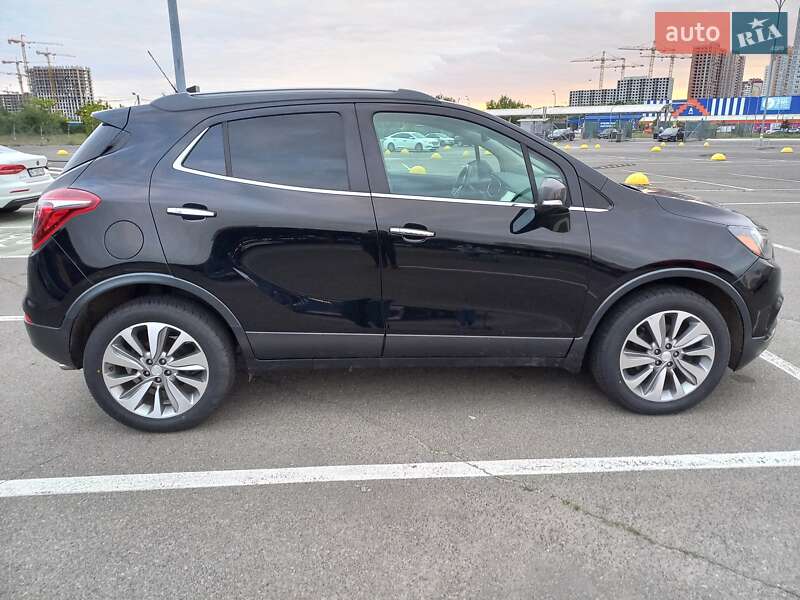 Внедорожник / Кроссовер Buick Encore 2017 в Киеве