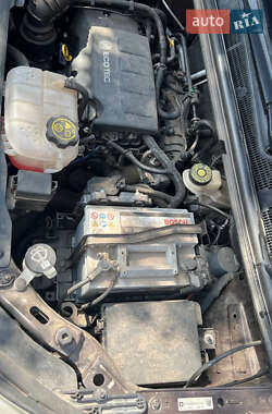 Внедорожник / Кроссовер Buick Encore 2013 в Кривом Роге