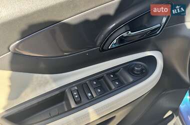 Внедорожник / Кроссовер Buick Encore 2019 в 