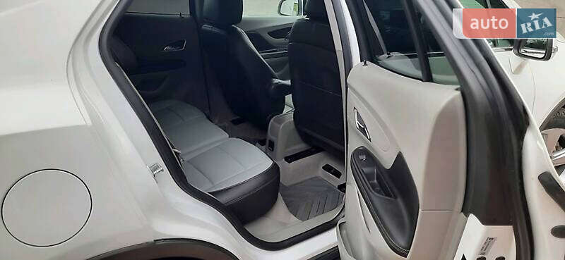 Позашляховик / Кросовер Buick Encore 2016 в Києві