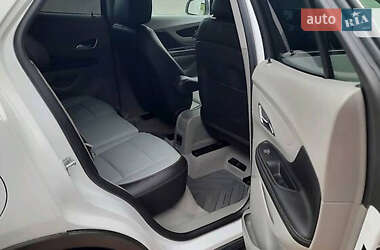 Внедорожник / Кроссовер Buick Encore 2016 в 