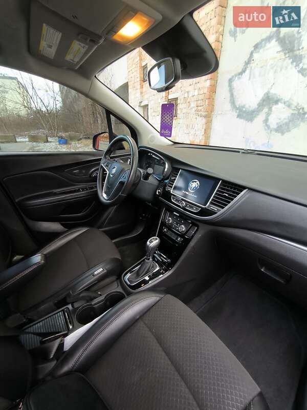 Позашляховик / Кросовер Buick Encore 2019 в Чернівцях