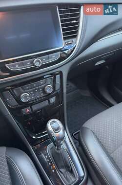 Позашляховик / Кросовер Buick Encore 2017 в 
