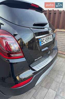 Позашляховик / Кросовер Buick Encore 2017 в 