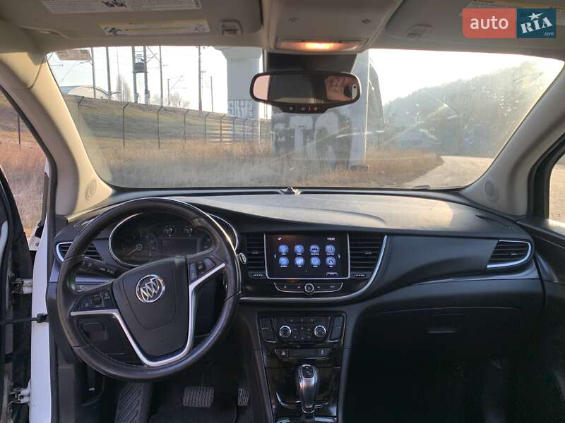 Позашляховик / Кросовер Buick Encore 2018 в Києві