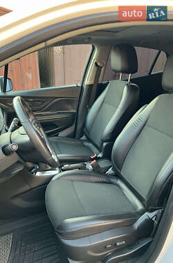 Позашляховик / Кросовер Buick Encore 2013 в 